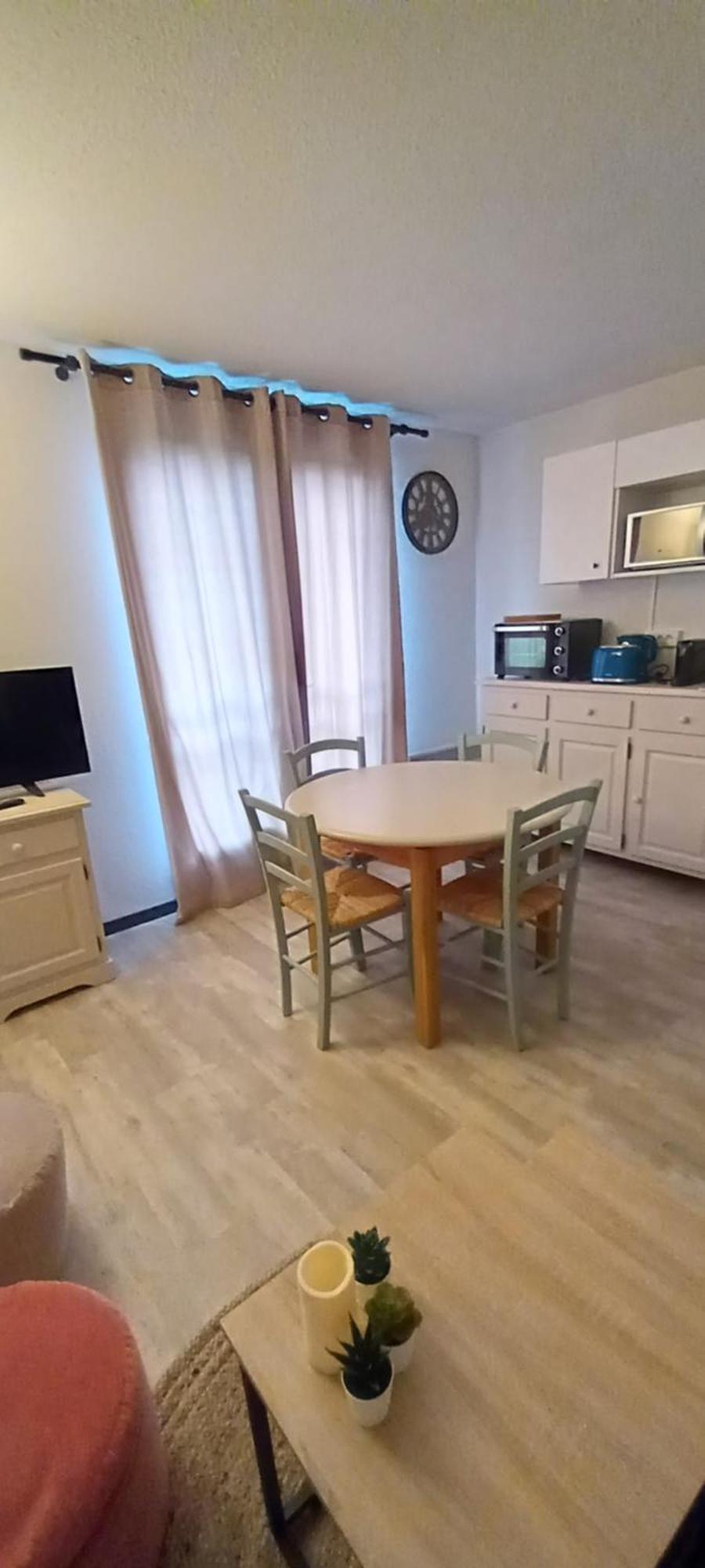 Appartement Eugenie De Luz, T2 4 Personnes, Belle Vue, Avec Parking